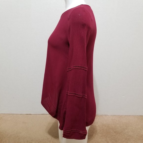 Alya top Small crinkle crochet ladder inset peasant keyhole boho Francesca's - Picture 2 of 12